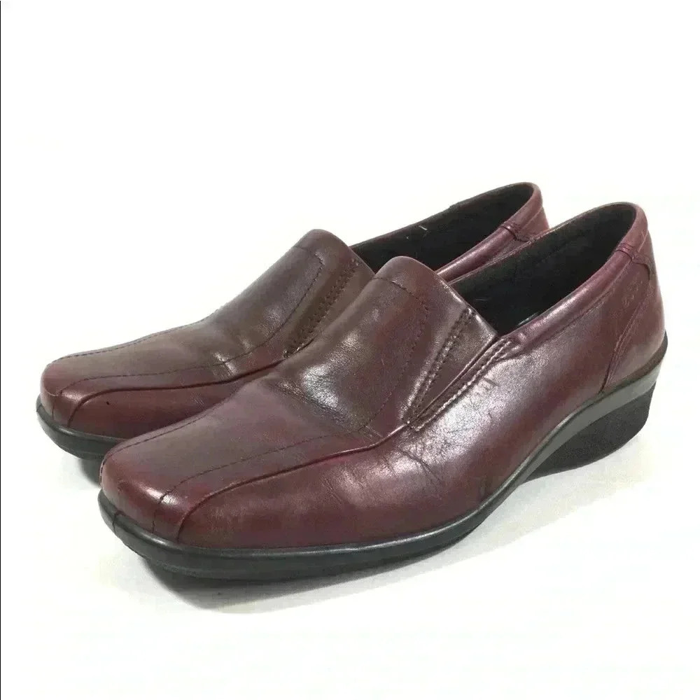 Ecco Women’s Slip On Loafers